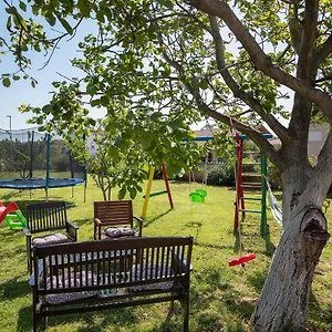  Apartman Dadic With Parking & Playground