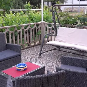 Apartament Corry 1, Ravni